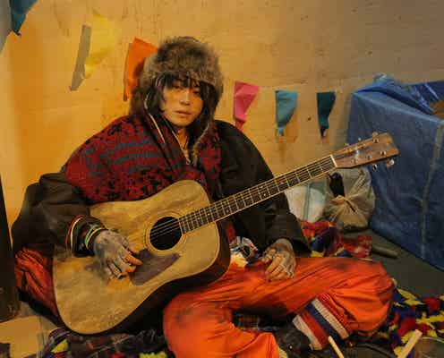 菅田将暉、山崎賢人主演ドラマの主題歌を担当 “謎のミュージシャン”役で出演も<トドメの接吻>