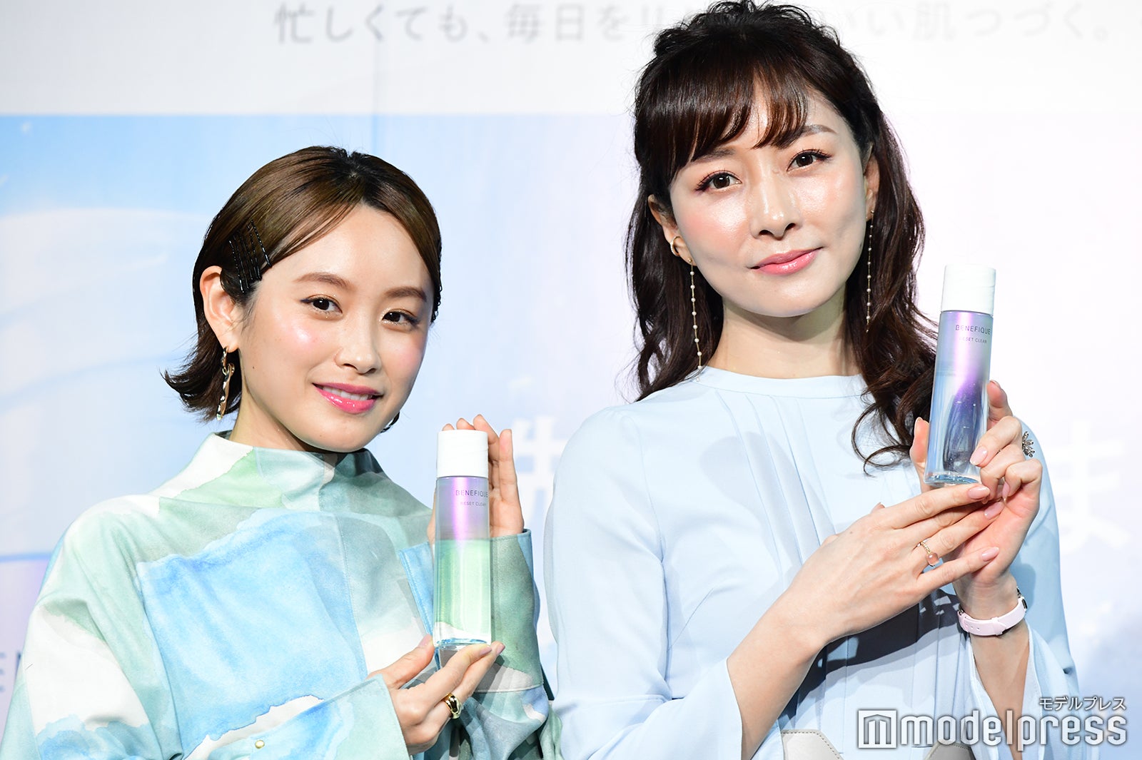 高橋愛、石井美保（C）モデルプレス
