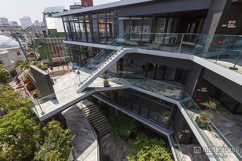 極厚ピザや台湾カフェ日本初上陸!原宿に注目グルメの集まる新施設オープン