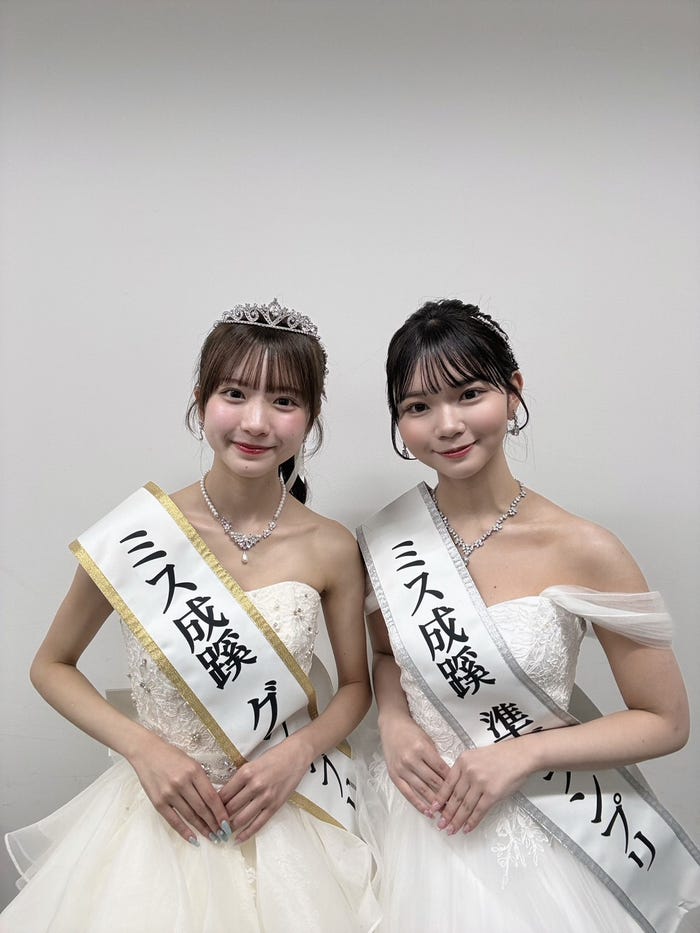 橋本菜々子さん、濱崎柚さん「ミス成蹊コンテスト2024」より(提供写真)