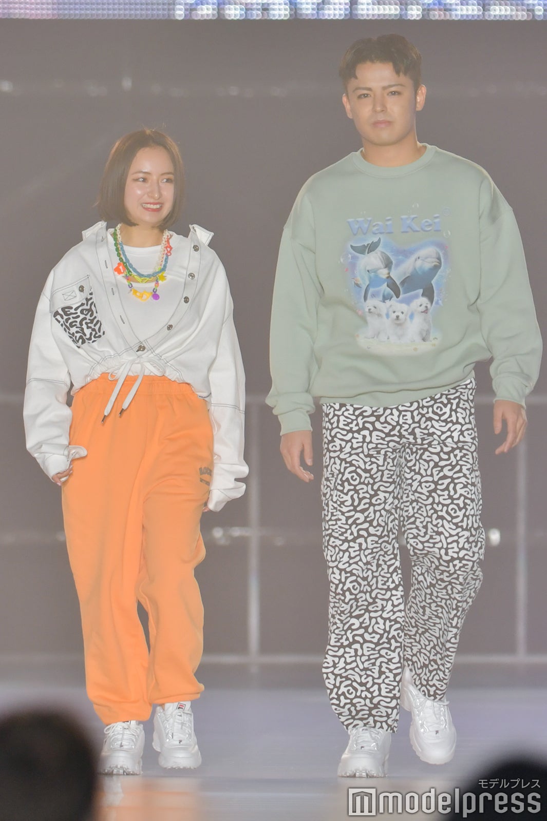 ジュリア、コーディ（C）モデルプレス