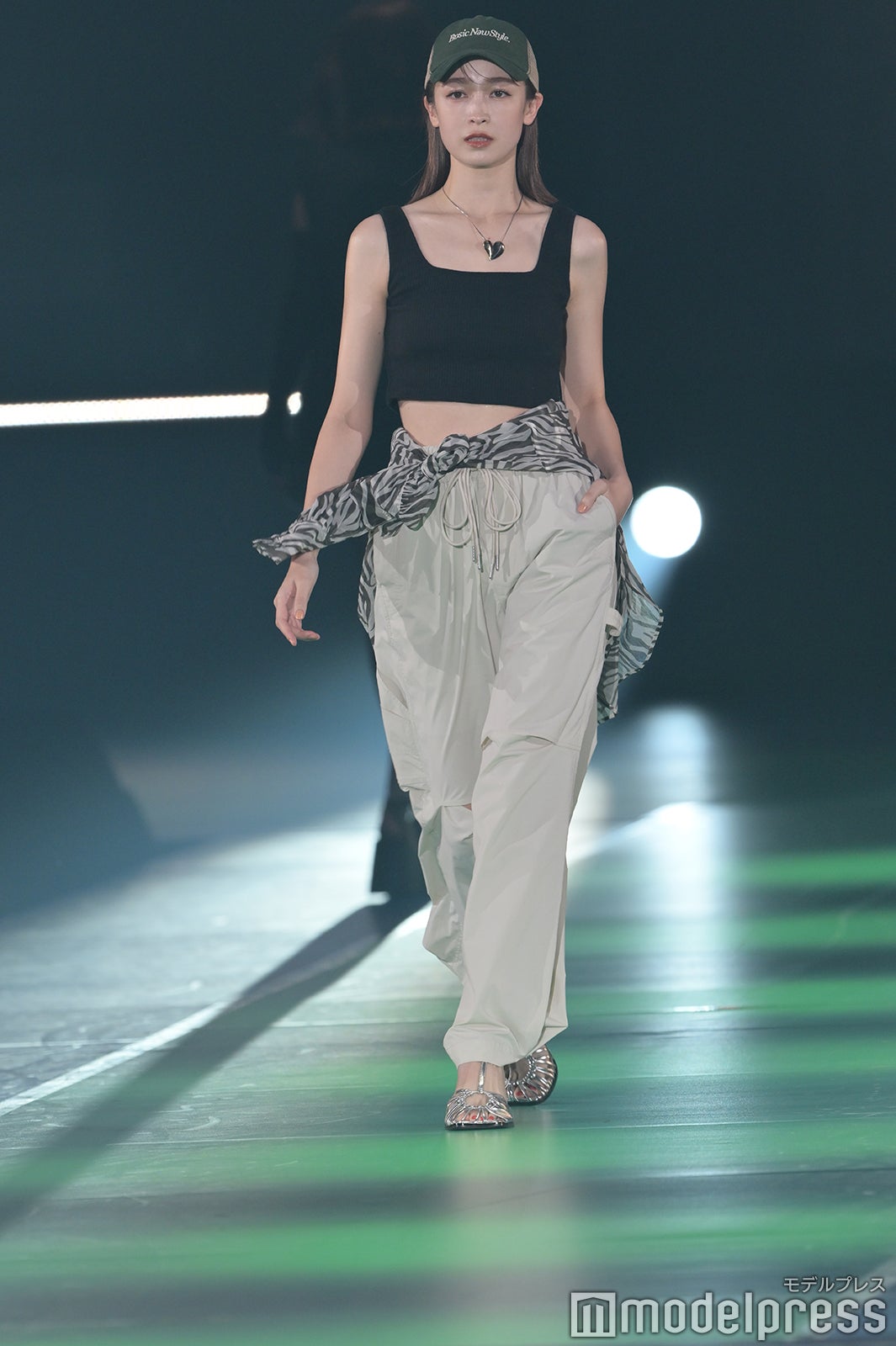 藤井サチ（C）モデルプレス