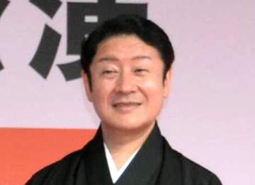 別班・高田演じた市川笑三郎、弟子と行ったレストラン名がタイムリー過ぎ 私服姿もおしゃれ過ぎ