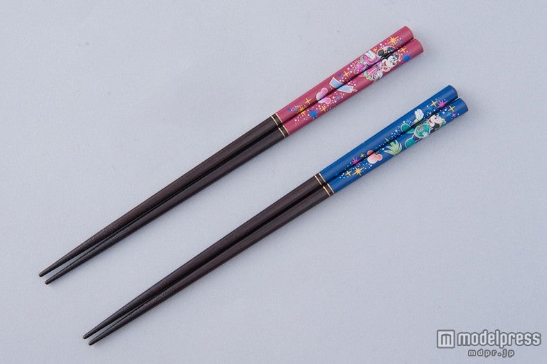 はしセット￥1800（C）Disney