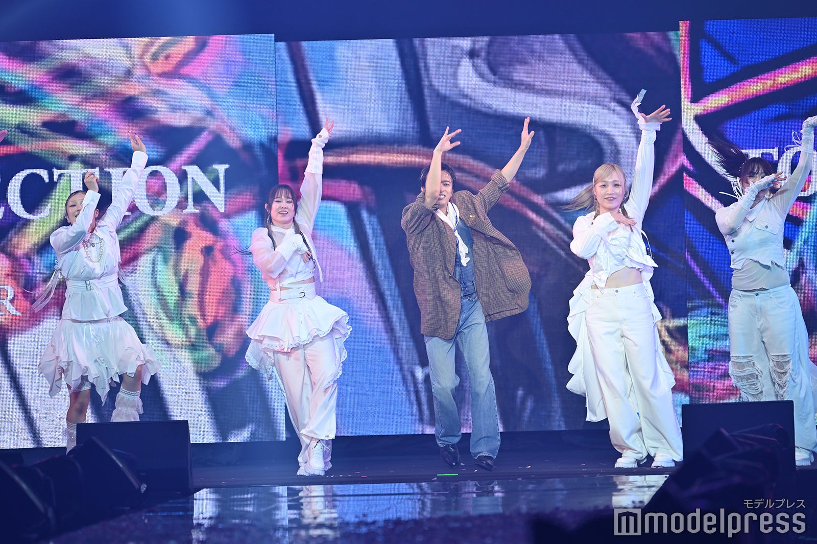 （C）モデルプレス