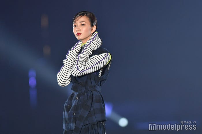 岡崎紗絵(C)モデルプレス