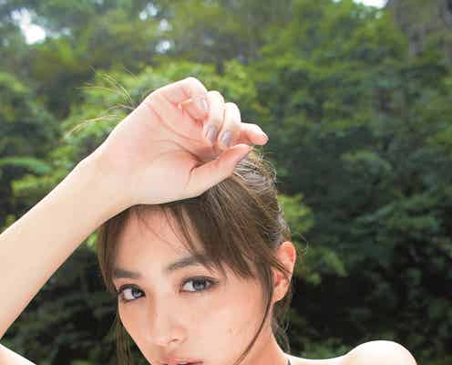 内田理央、ワイルド&SEXYに美ボディあらわ 人気キャラクター完全再現