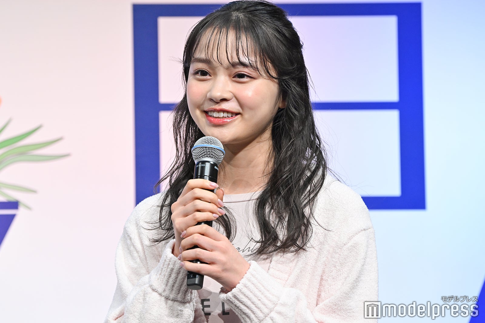 林芽亜里（C）モデルプレス