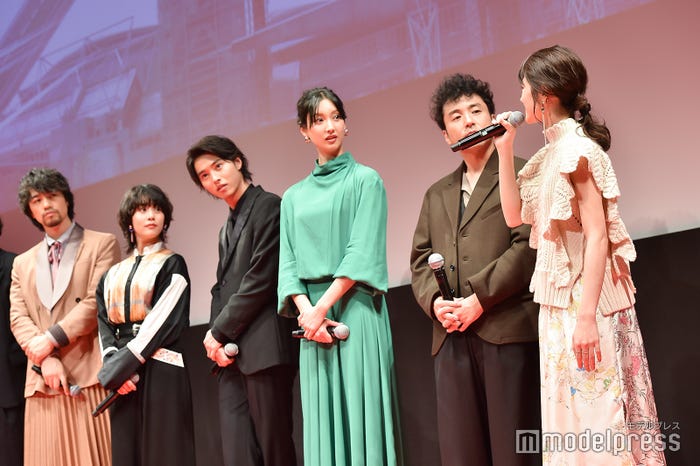 斎藤工、高畑充希、山崎賢人、菜々緒、ムロツヨシ、若月佑美 (C)モデルプレス