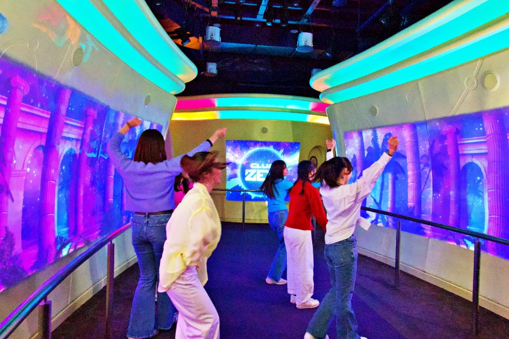 USJの人気アトラクションが世界的DJコラボで特別仕様に！体験してきた