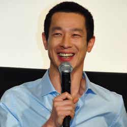 映画「俺俺」の初日舞台挨拶に登壇した加瀬亮