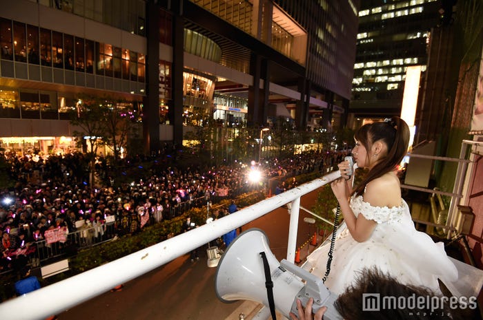 「高橋みなみ卒業特別記念公演~10年の軌跡~」(C)AKS