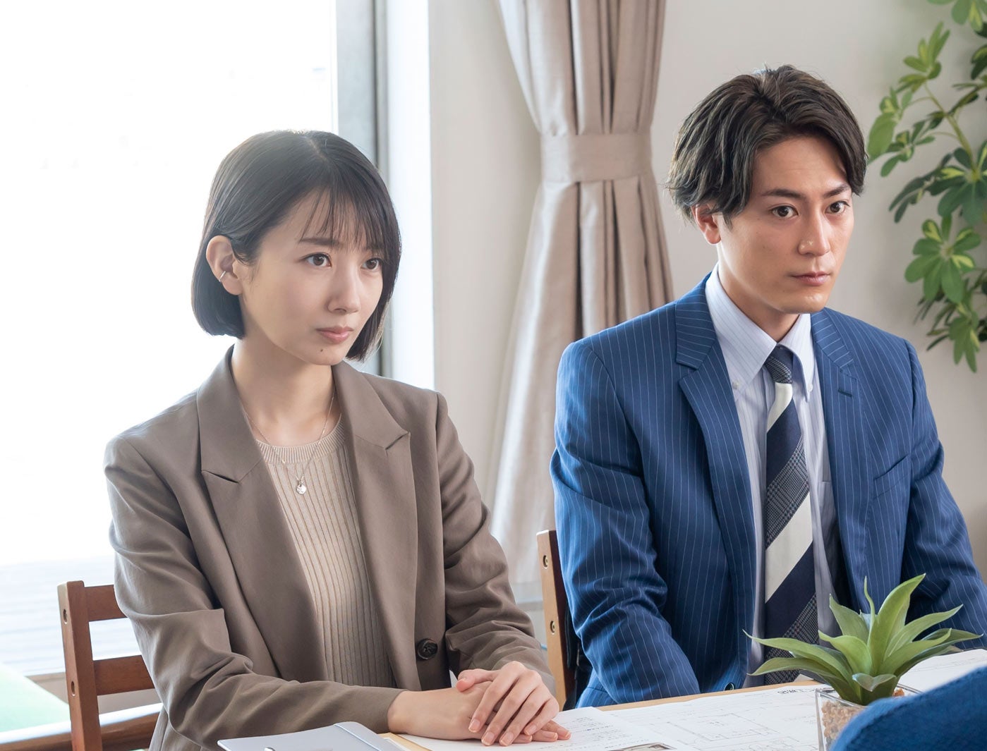 波瑠、間宮祥太朗／「魔法のリノベ」第2話より（C）カンテレ