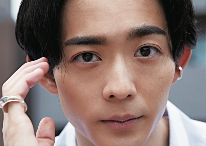 「ちむどんどん」竜星涼、“アイブロウ”にフォーカス　メンズビューティを追求「CYAN MAN」初号に登場