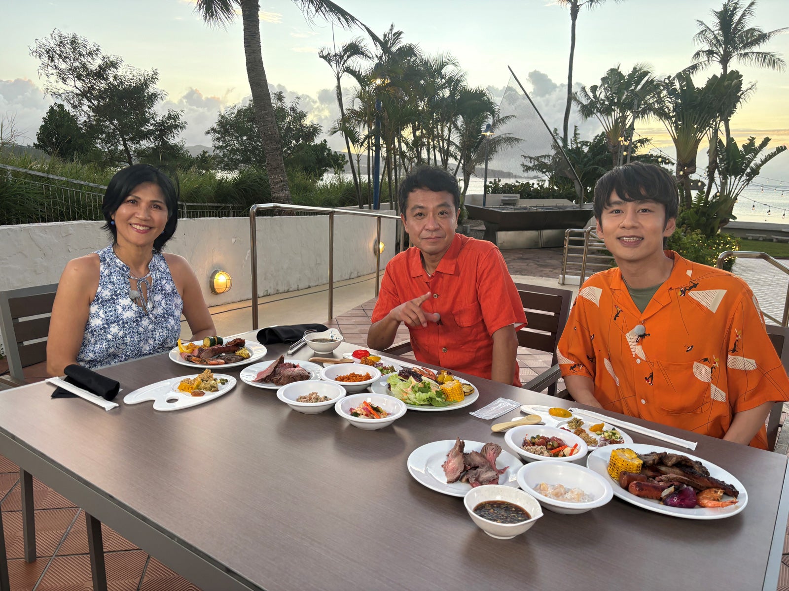 ようこさん、中山秀征、中丸雄一（C）日本テレビ