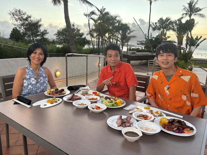 ようこさん、中山秀征、中丸雄一(C)日本テレビ