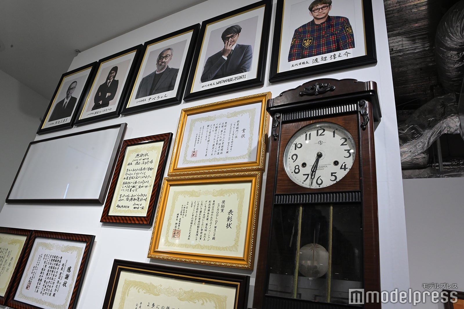 「SCHOOL OF WACK」展示の模様 （C）モデルプレス