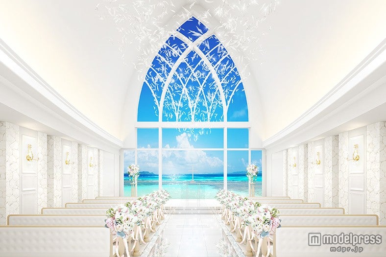 沖縄の「アクアグレイス・チャペル」