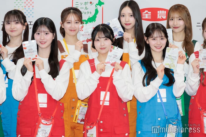 (後列左から)山崎空、正鋳真優、森川優、平田侑希(前列)八木愛月、佐藤綺星、伊藤百花(C)モデルプレス