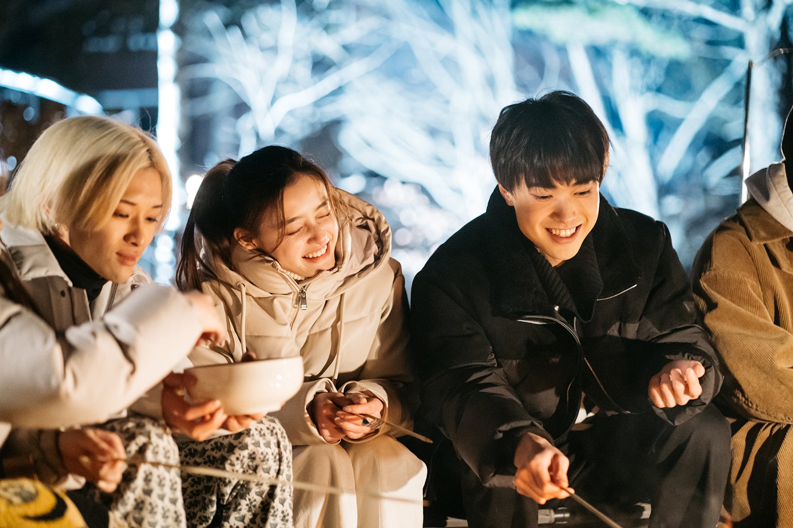 大峰ユリホ、櫻井佑樹「彼とオオカミちゃんには騙されない」第1話（C）AbemaTV, Inc.