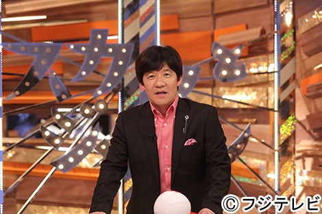 MCを務める内村光良／17日放送番組カットより
