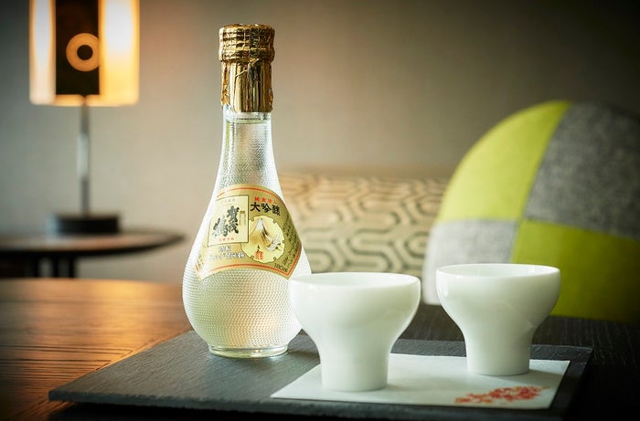 大吟醸 特製ゴールド賀茂鶴／画像提供：ニュー・オータニ