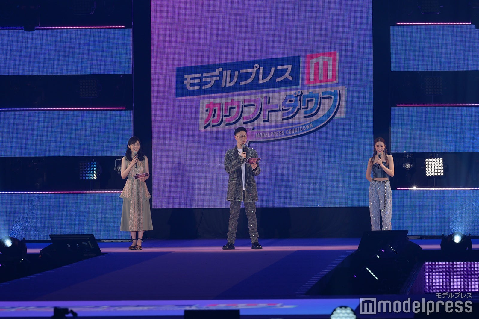 （C）モデルプレス