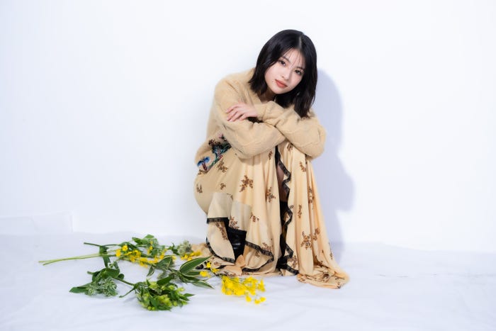 出口夏希「モデルプレスカウントダウンマガジン vol.12」(東京ニュース通信社刊)写真:野間憲治