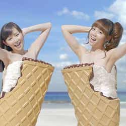 左から:杉原杏璃、ローラ・チャン(新CM「ザクリッチガールズ」篇)