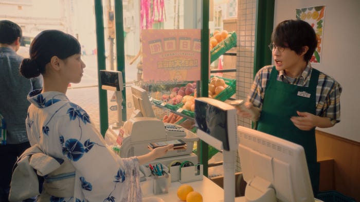 西野七瀬、神木隆之介/「意識高すぎ!高杉くん」新CM「大抽選会」篇より(提供写真)