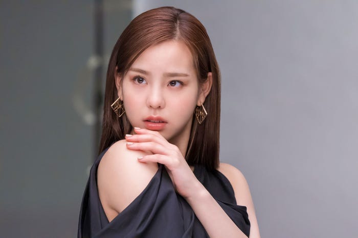 MAKO/新テレビCM「パノラマエリアで、目もとが変わる。」篇メイキング (提供写真)