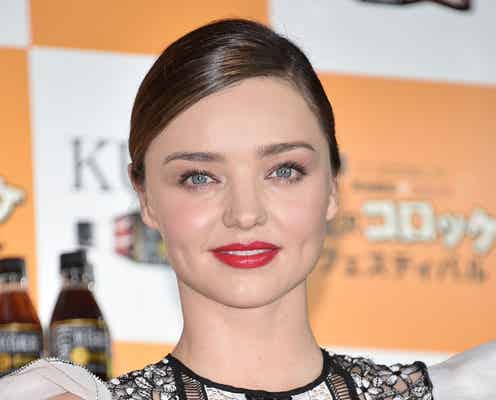 来日中のミランダ・カー、“シモキタ”初上陸 美の秘訣を語る