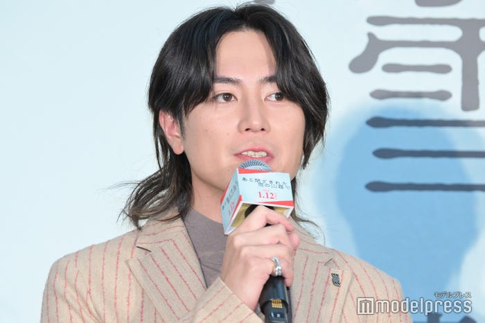 新たなスタイリングを披露した間宮祥太朗(C)モデルプレス