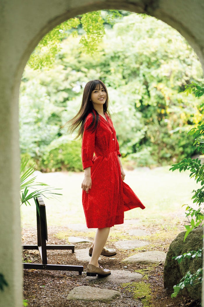 久保史緒里(C)光文社/週刊FLASH 写真:HIROKAZU