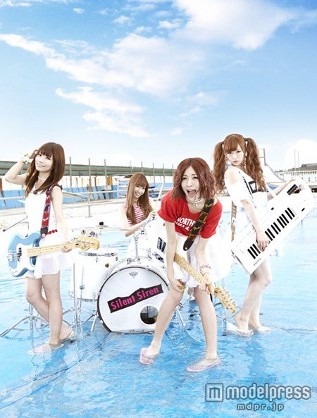 「関ジャニ仕分け∞」出演で注目の読モバンドSilent Siren、ライブで新たな試みを発表