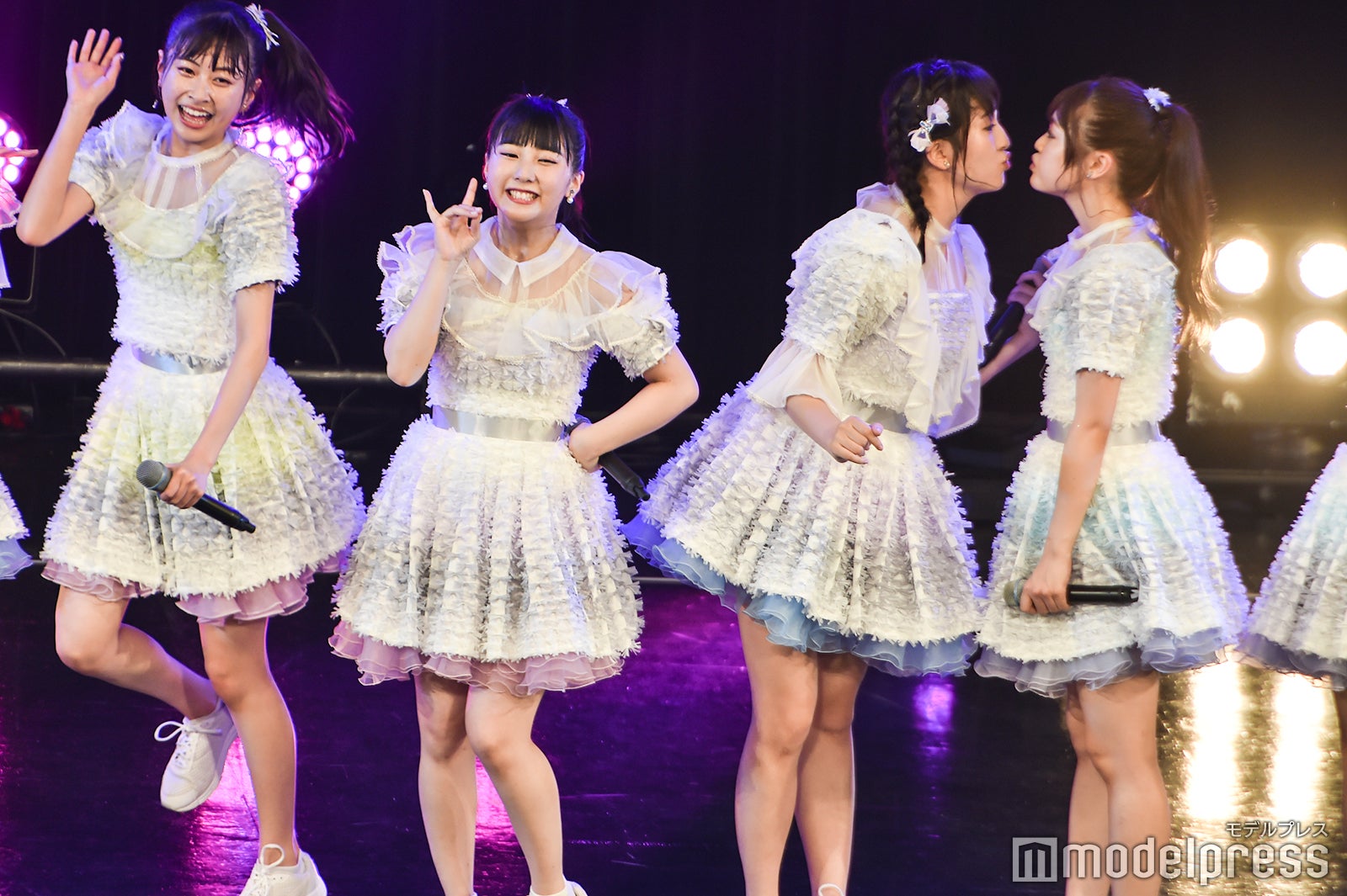 （C）モデルプレス