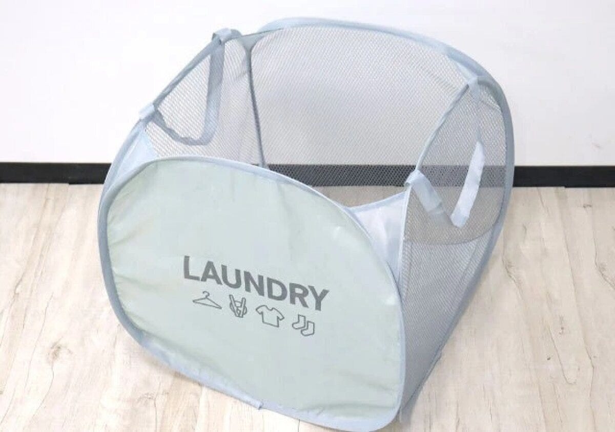 ダイソー　ランドリーバッグ（ロゴ）