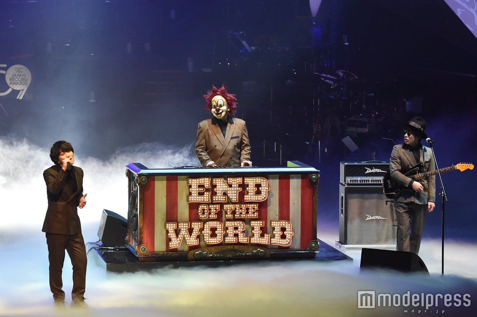 （C）モデルプレス