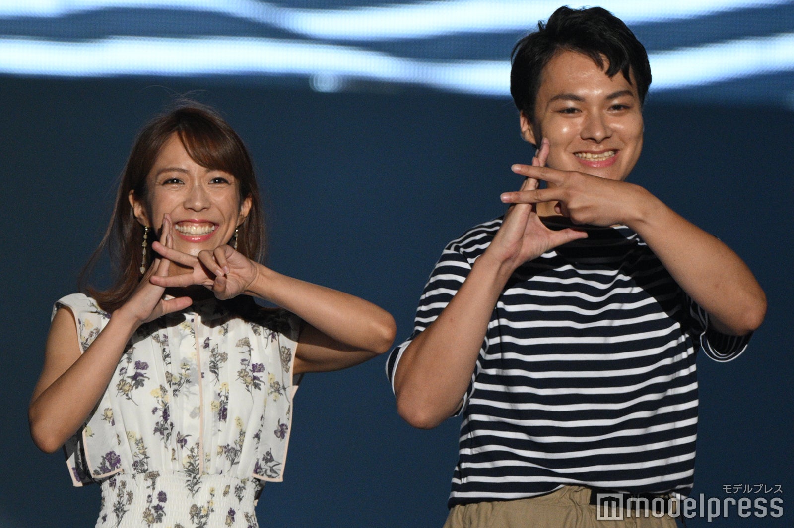 岡内ひかり、小川貴弘（C）モデルプレス