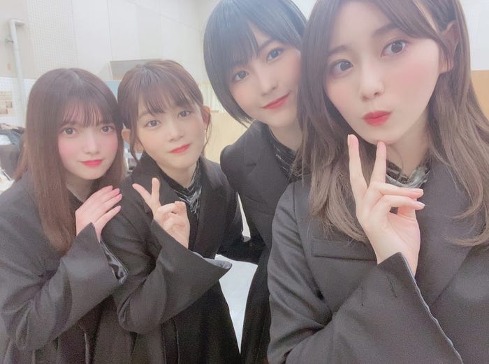 欅坂46守屋茜 平手友梨奈パフォーマンスは 何回みても鳥肌たつ 紅白衣装の秘密も明かす モデルプレス 欅坂46守屋茜 平手友梨奈パフォーマンスは 何回みても鳥肌たつ 紅白衣装の秘密も明かす モデルプレス