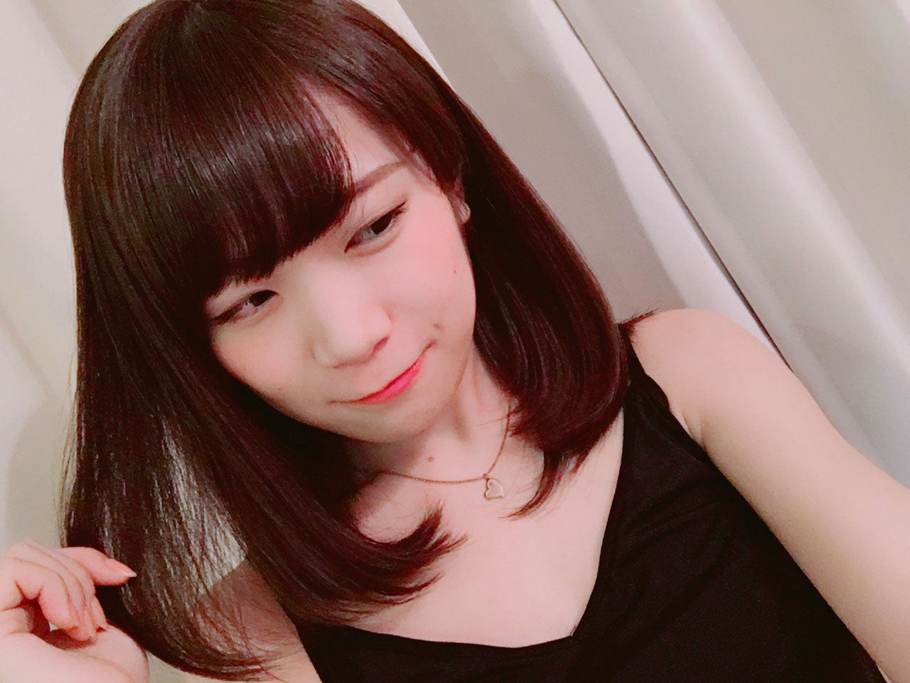 イメチェン後／秋元真夏オフィシャルブログより