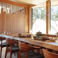 ベッカ イズ/提供画像