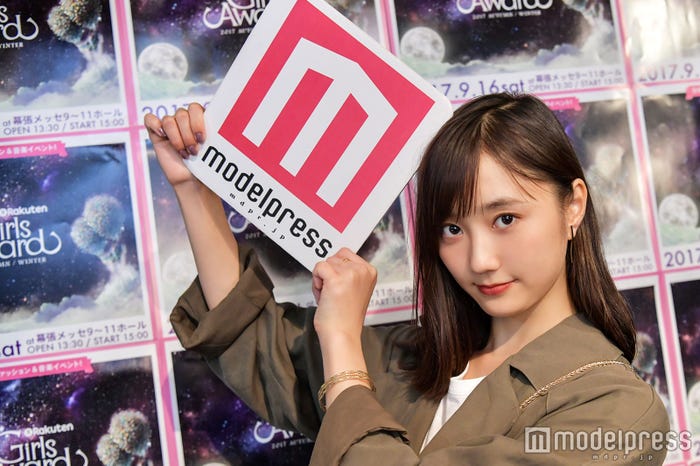 鈴木友菜 (C)モデルプレス