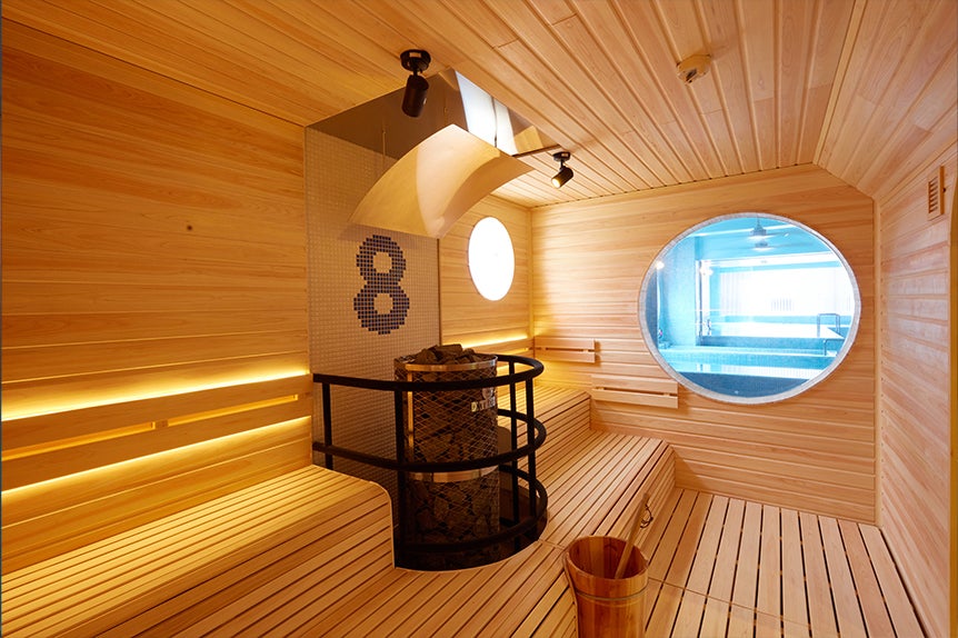 エイトホテル湘南藤沢」“水の洞窟”サウナ・スパ施設が誕生、外気