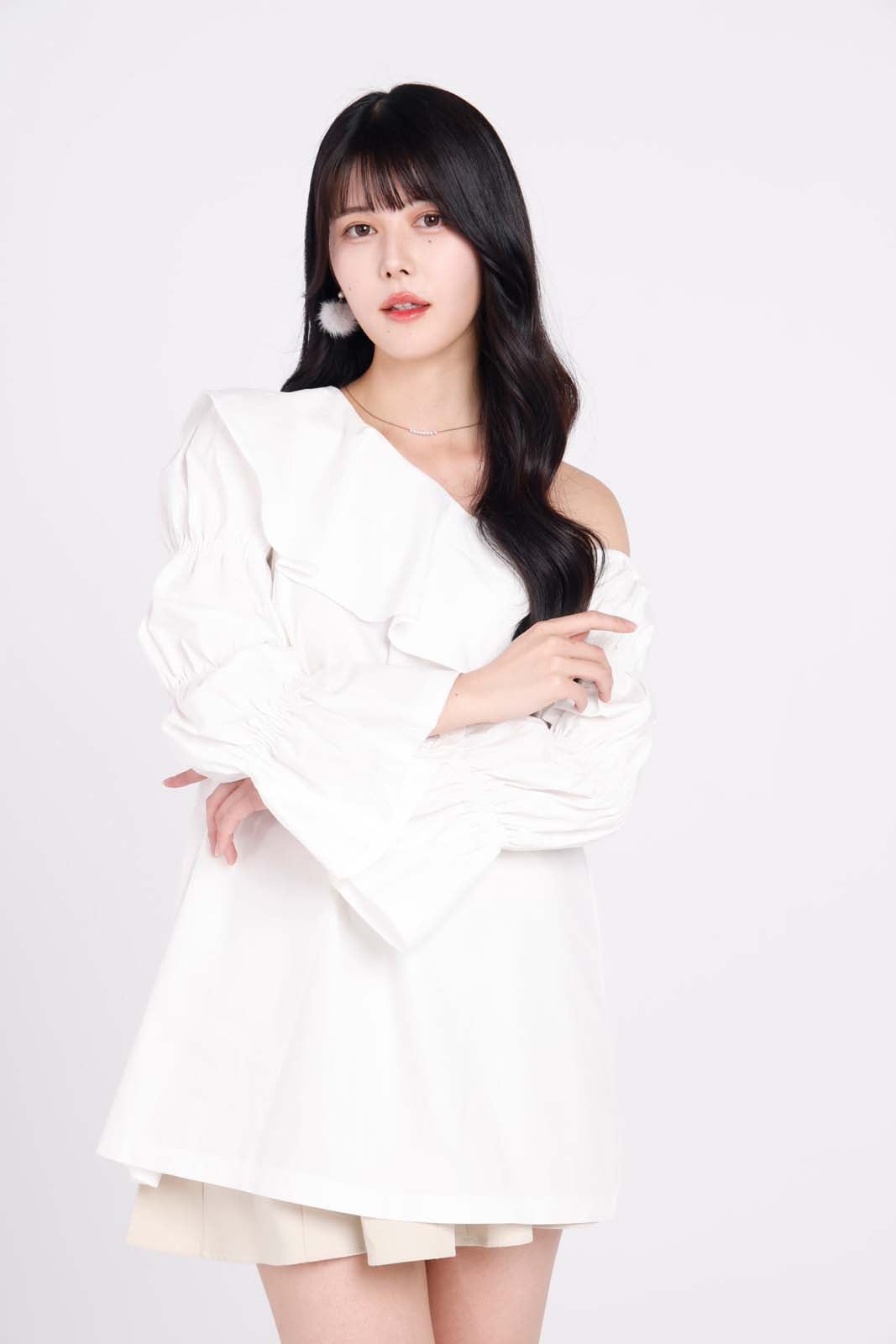 橘ななみ「Dark Idol」（C）ABEMA