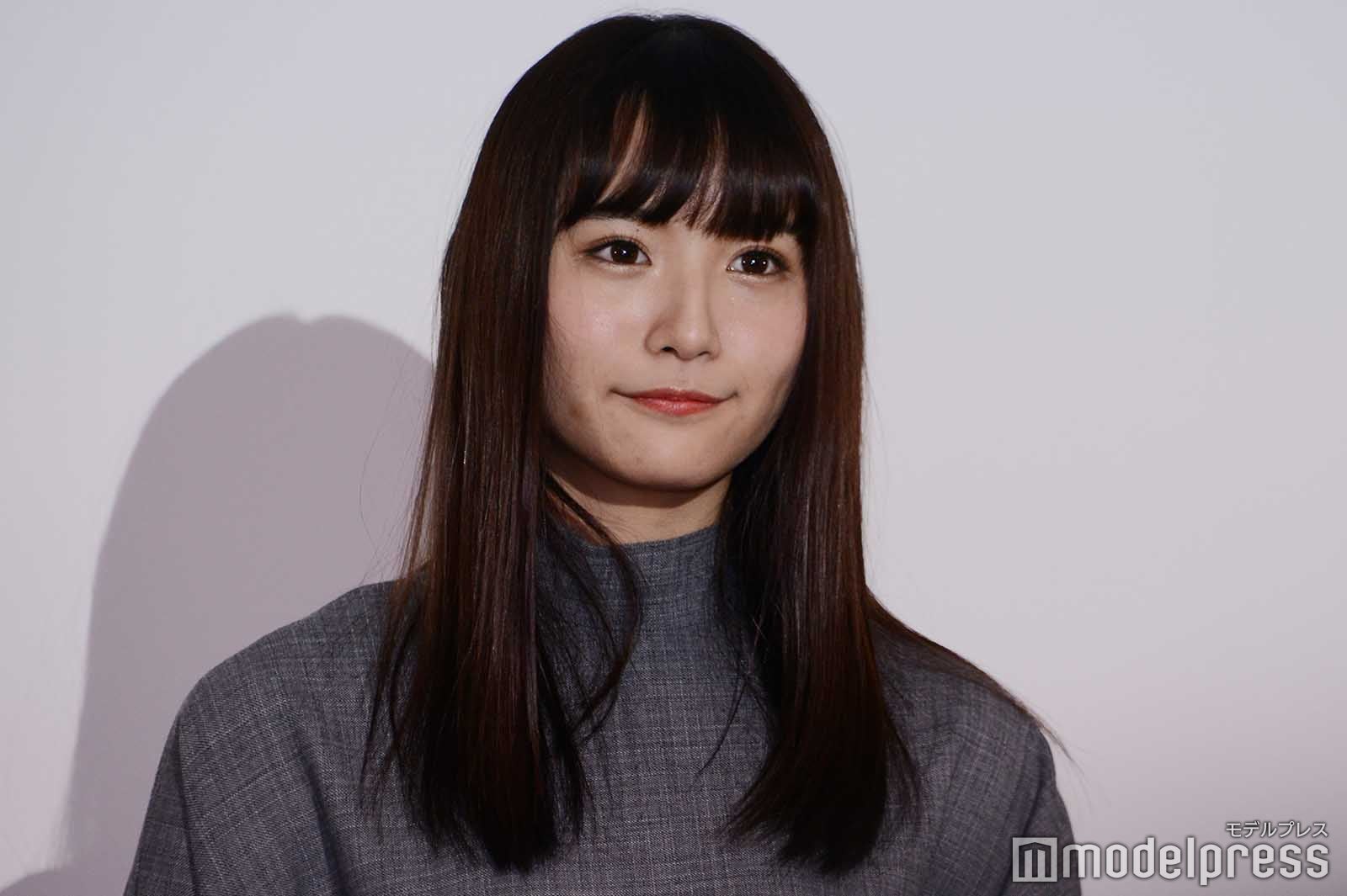 浅川梨奈「お尻のほうも注目していただける」“1000年に1度の童顔巨乳”から「全身いける女優」へ