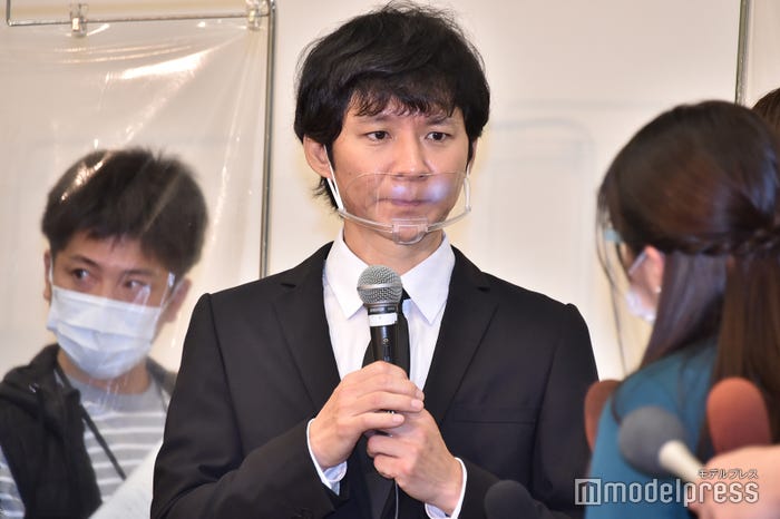 渡部建(C)モデルプレス