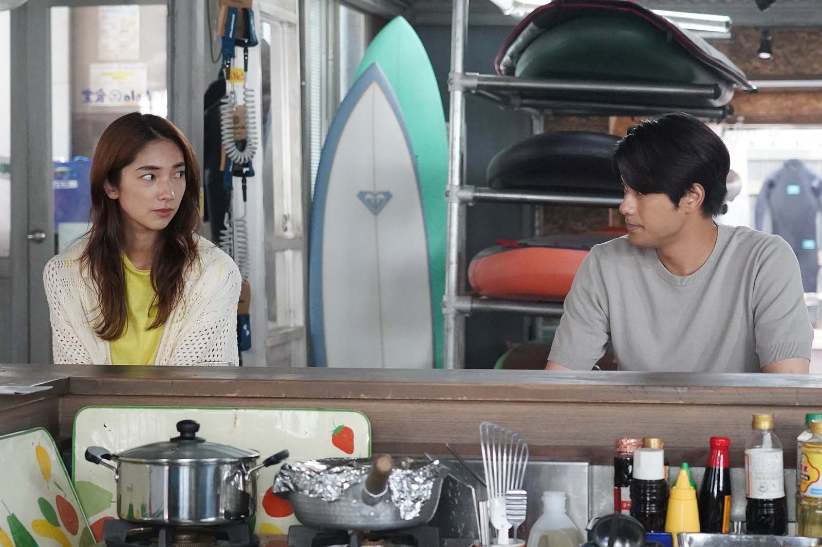 仁村紗和、森崎ウィン「真夏のシンデレラ」第9話より（C）フジテレビ