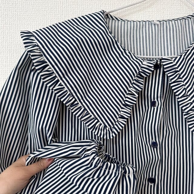 coca　ビッグカラーブラウス　STRIPE　袖はゴムが入っている