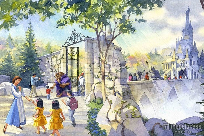 東京ディズニーランド、ファンタジーランド「美女と野獣」をテーマとしたエリア(C)Disney